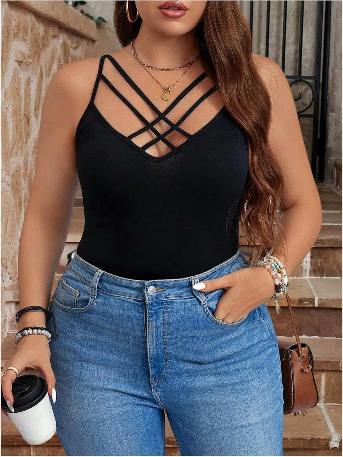 Floerns Women's Plus Size Criss Cross Sleeveless Cami Top Spaghetti Strap Slim Fit Going Out Tops