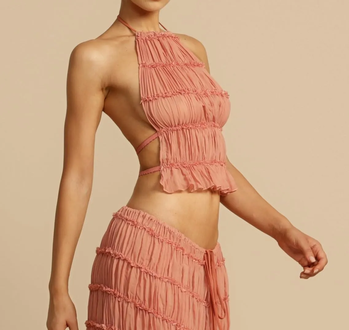 Open Back Halter Tops for Women Bow Tie Back Ruched Ruffle Crop Tops Smocked Y2K Going Out Camisoles