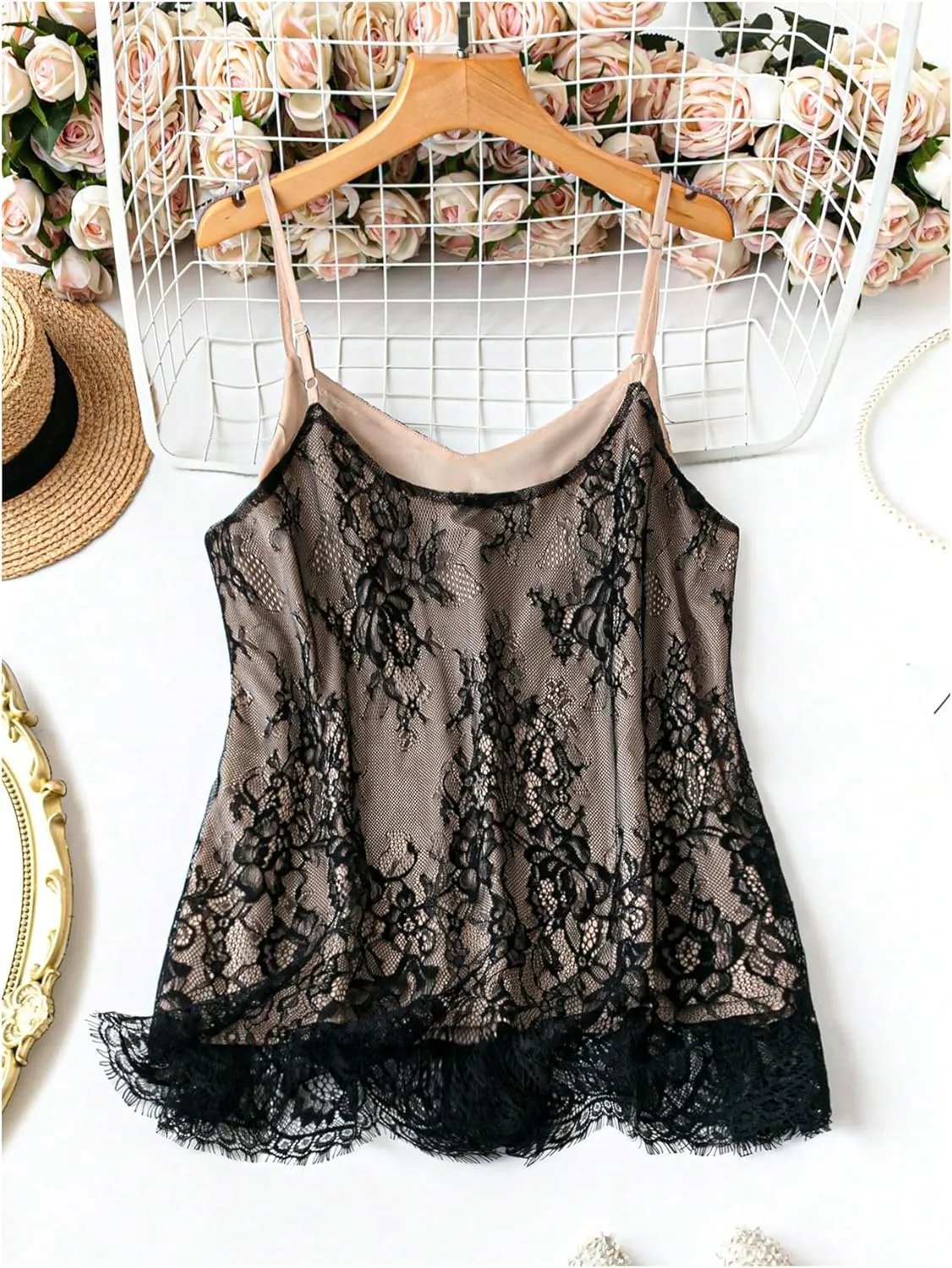OYOANGLE Women's Plus Size Floral Lace Up Camisoles Double Layers V Neck Spaghetti Strap Loose Tunic Cami Tops