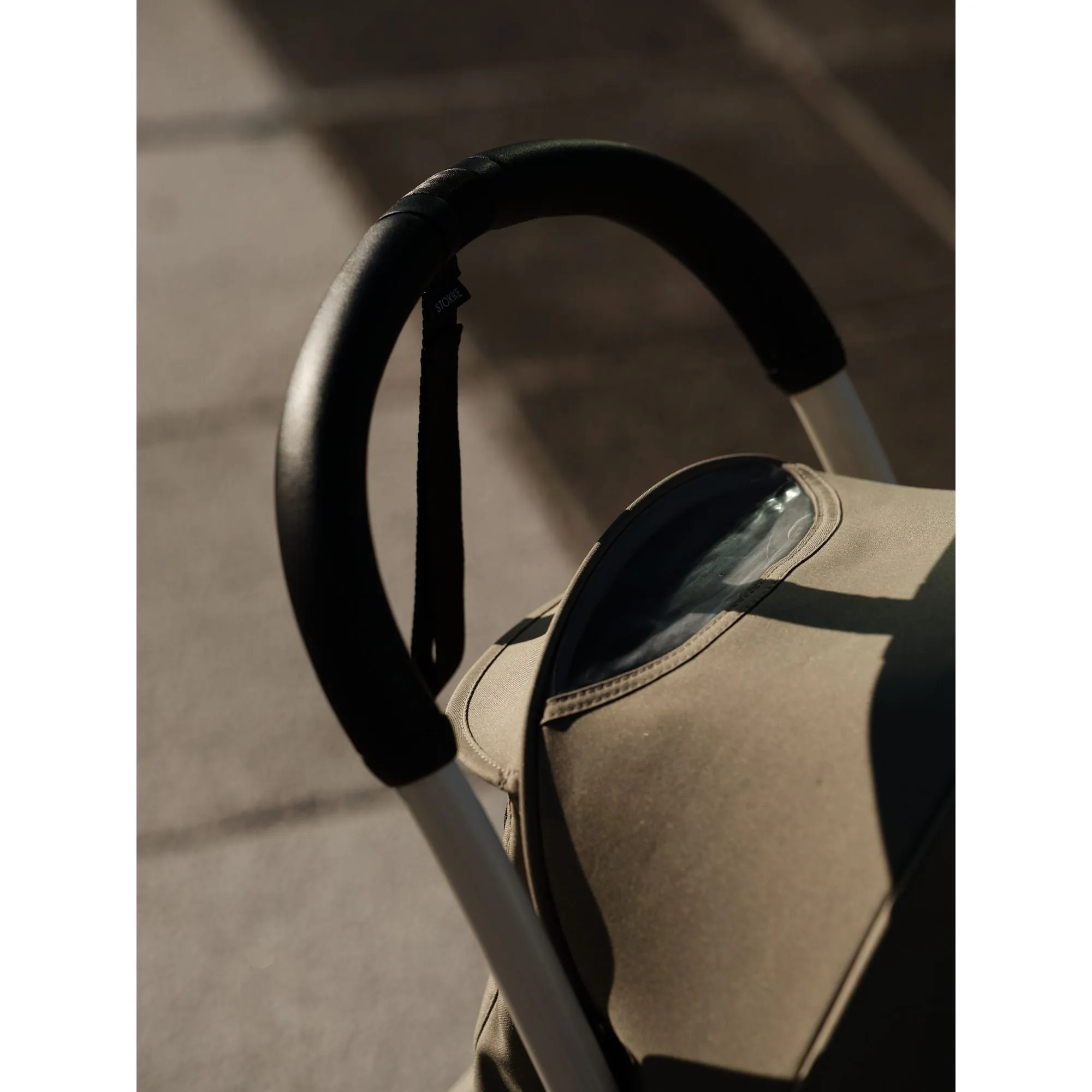 Stokke YOYO³ Newborn Shell 6  Complete Baby Stroller Set - White Frame with Toffee Newborn Shell & 6  Color Pack (Pre-Order; Est. Delivery in 4-6 Weeks)