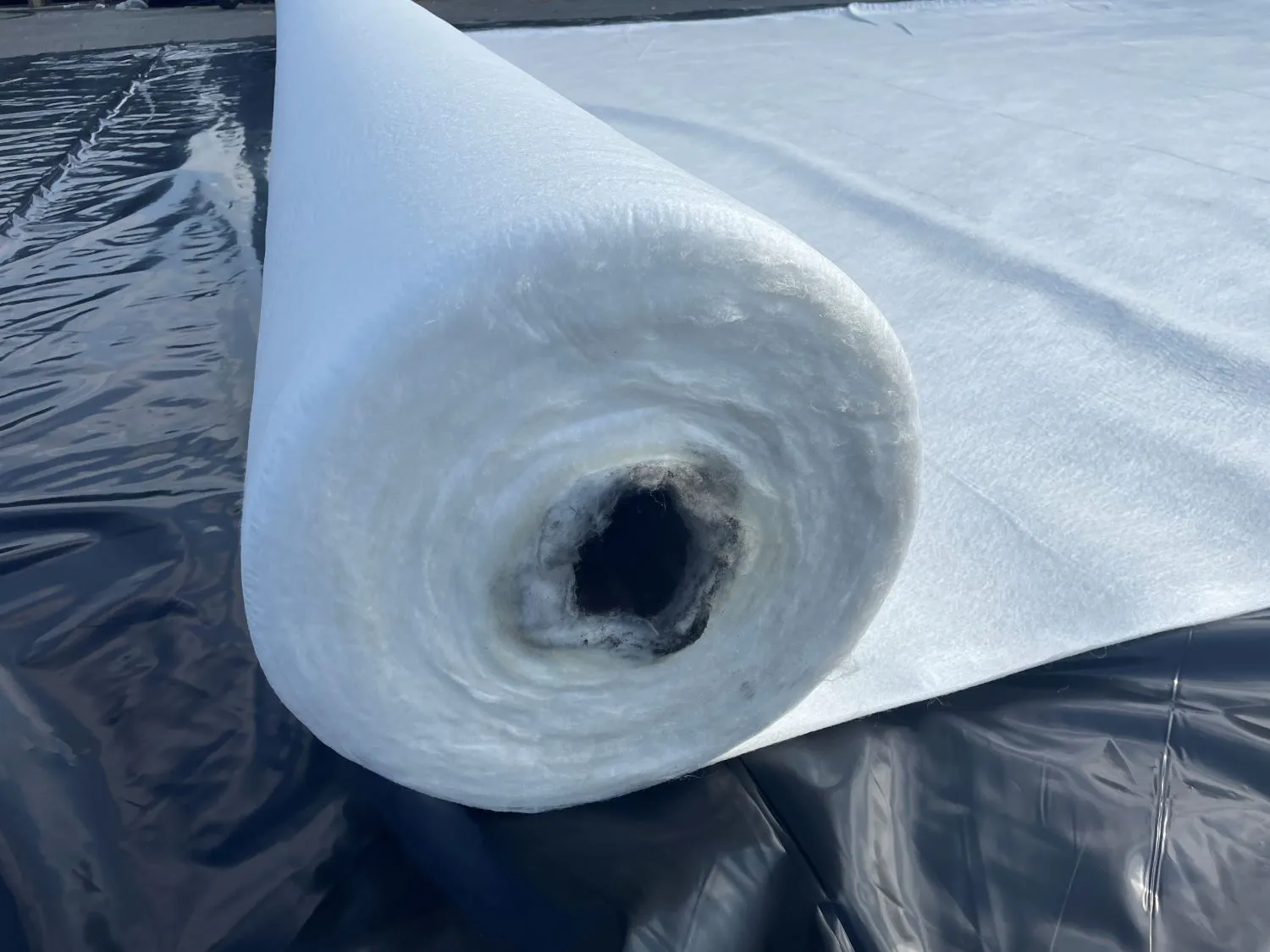 White Landscape Fabric (8 oz) - Ideal for Hot Climates - Weed Barrier, Ground Cover, Garden - Made in USA